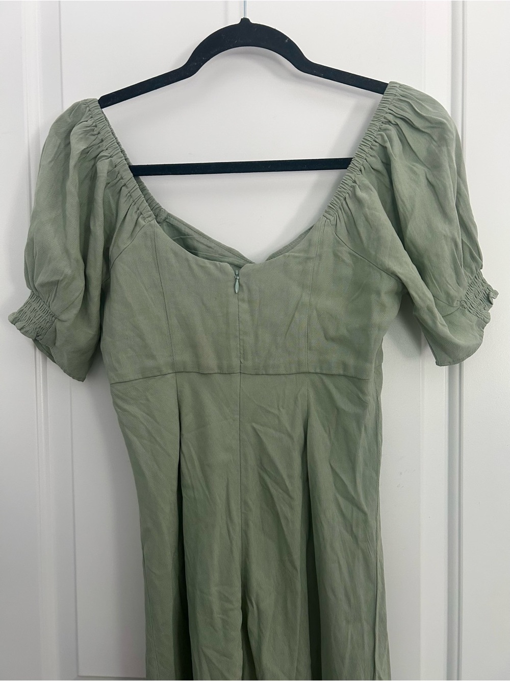 Madewell Sweetheart Puff-Sleeve Midi Dress in Frosted Sage Green - Picture 7 of 7